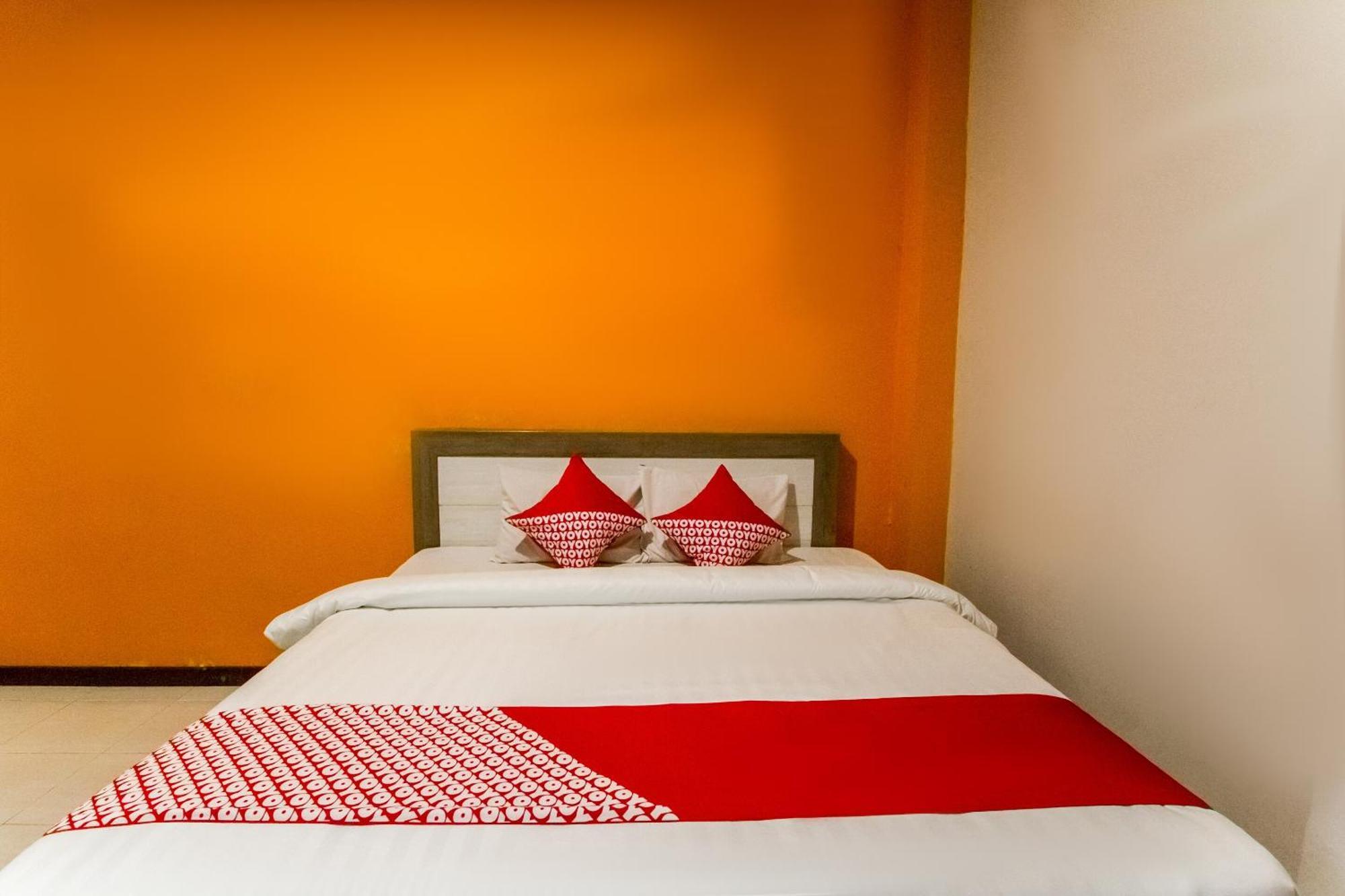 Hotel Oyo 889 Edotel Amanah Syariah By Smk Muhammadiyah 1 Pekanbaru
