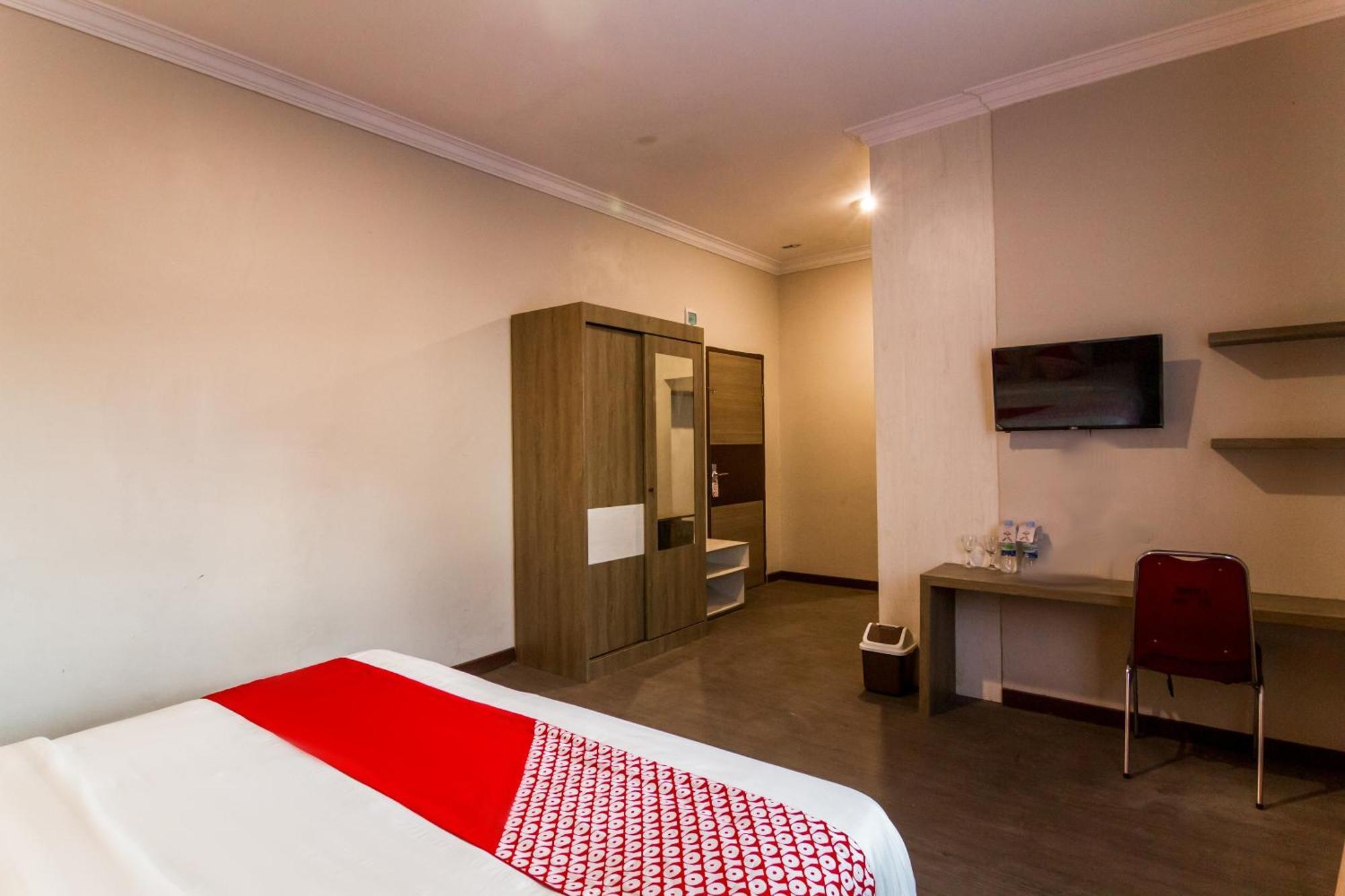 Hotel Oyo 889 Edotel Amanah Syariah By Smk Muhammadiyah 1 Pekanbaru